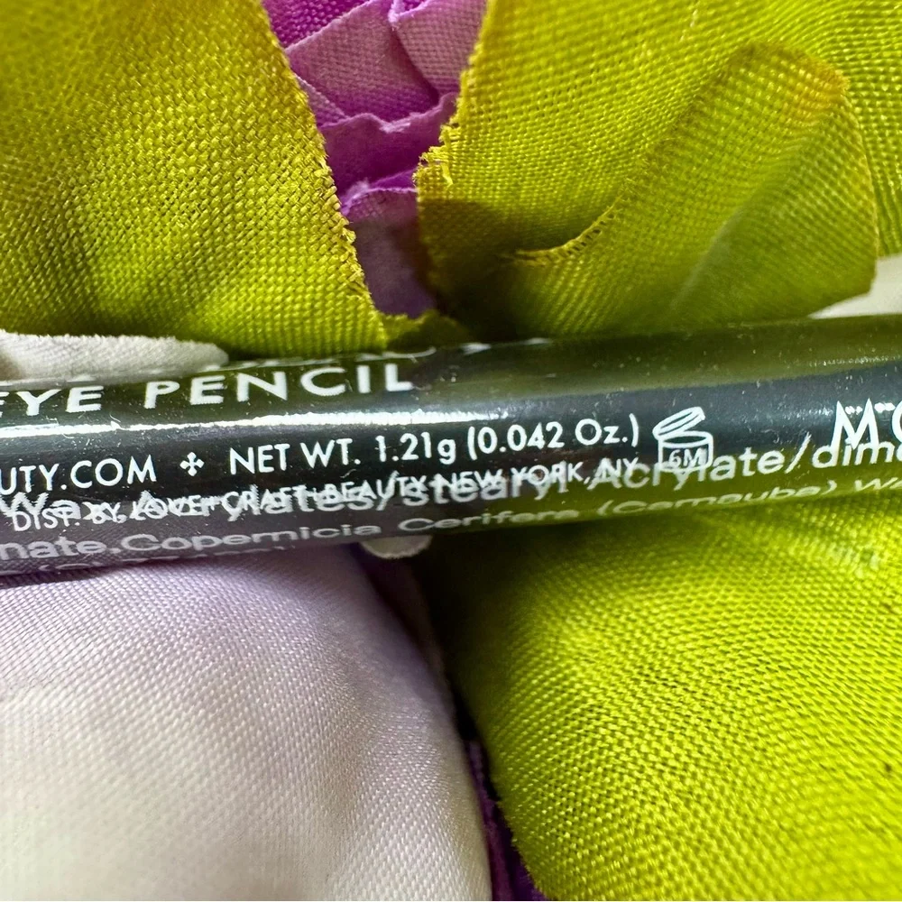 NEW Love Craft Beauty Gel Line Eye Pencil in Motor